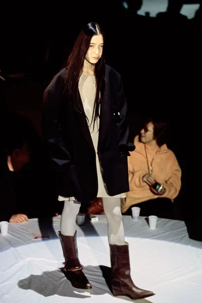 Look 3